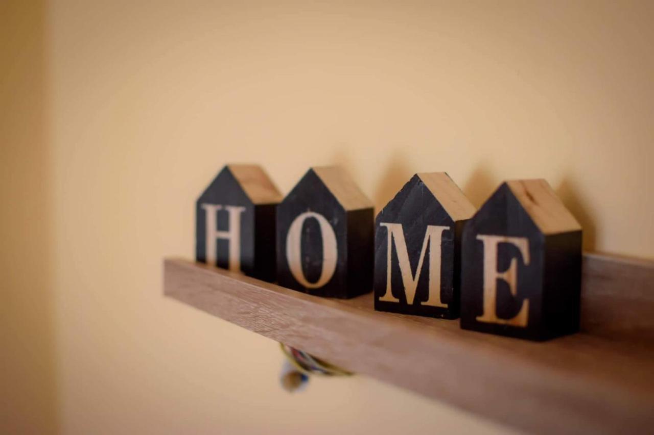 Home Patras Esterno foto