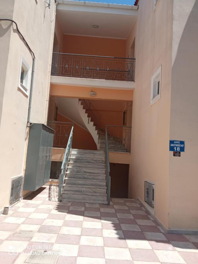 Home Patras Esterno foto